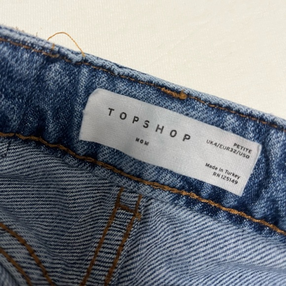 TopShop Mom Jean Shorts, Medium Blue Wash, Size US0 Petite - Picture 3 of 3
